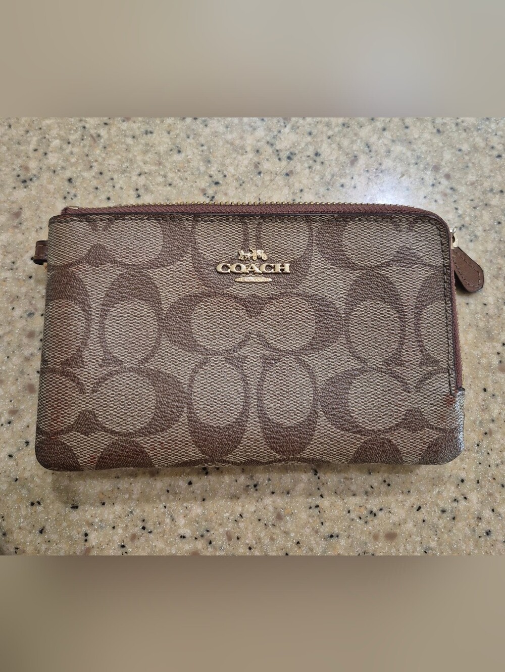 💥LIKE FOR 50% OFF! Coach Signature Wallet. Also Can Use as Wristlit! LIKE NEW! - Picture 2 of 15
